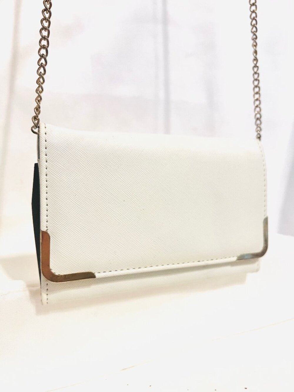 Crossbody Chain (removeable) Wallet-Formal Attire-White/Gold-Dance-Prom-Phone